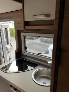 Fahrzeugbild Weinsberg CaraCompact 640 MEG Suite EDITION [PEPPER] #6