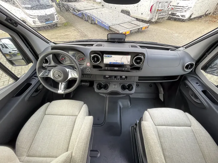 Fahrzeugbild Hymer Grand Canyon S 600 *Allrad*Autarkie*Combi6DE* #12