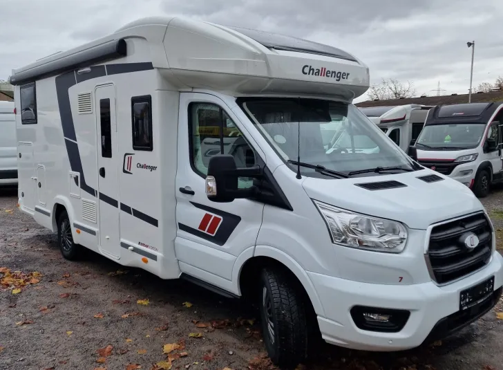 Fahrzeugbild Challenger 337 Break Edition Hubbett + Arctic #3