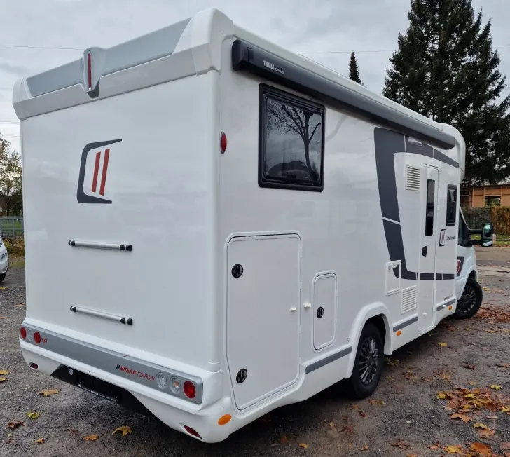 Fahrzeugbild Challenger 337 Break Edition Hubbett + Arctic #4