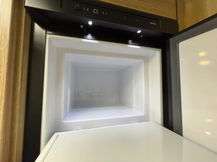 Fahrzeugbild Knaus SKY TI 650 MEG *elektr.Parkbremse*RFK*Navi* #20