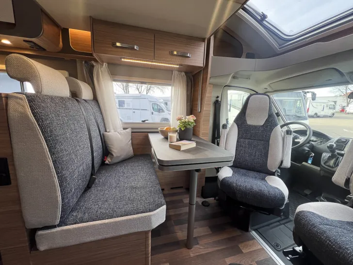 Fahrzeugbild Weinsberg CaraSuite 700 ME *Lithium*elektr. Parkbremse* #10