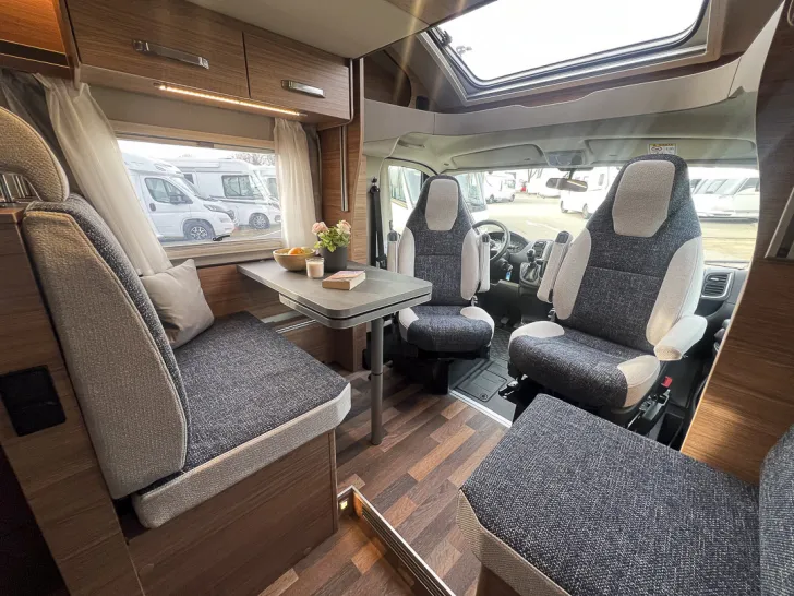 Fahrzeugbild Weinsberg CaraSuite 700 ME *Lithium*elektr. Parkbremse* #11