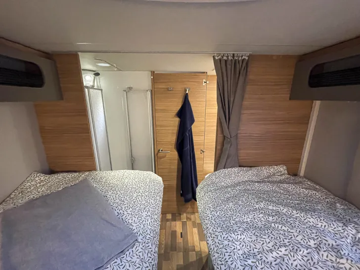 Fahrzeugbild Weinsberg CaraSuite 700 ME *Lithium*elektr. Parkbremse* #33