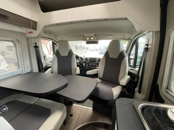 Fahrzeugbild VanTourer 540 D ++MEGA-DEAL++ #14