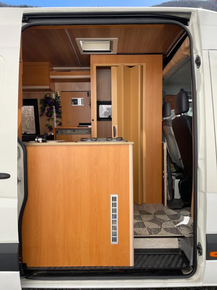 Fahrzeugbild VW Crafter M1 Personenkraftwage #5