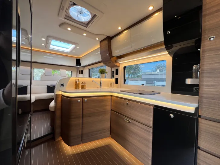 Fahrzeugbild Concorde Carver 890 RLI GSRII*Hubstütze*Assistenzsyst. #14