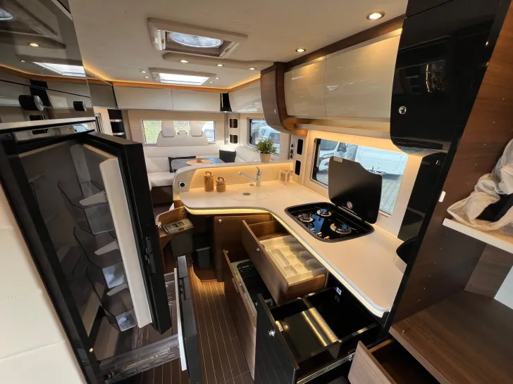 Fahrzeugbild Concorde Carver 890 RLI GSRII*Hubstütze*Assistenzsyst. #13