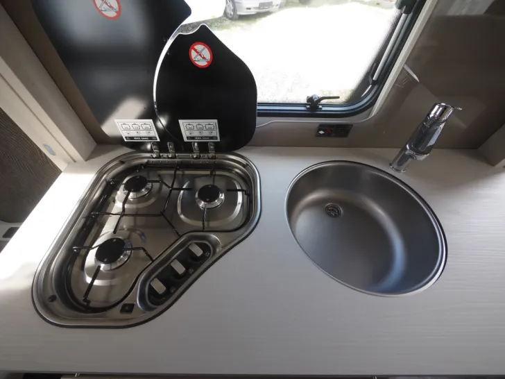 Fahrzeugbild Dethleffs Nomad 530 DR, DuoControl, Duschpaket, uvm. #11