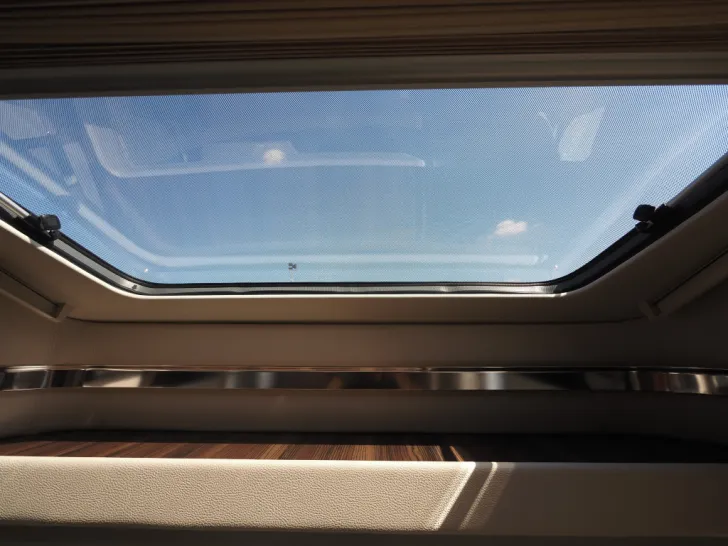 Fahrzeugbild Laika ECOVIP L 3019, 180 PS Aut., SAT, Solar, AHK #7