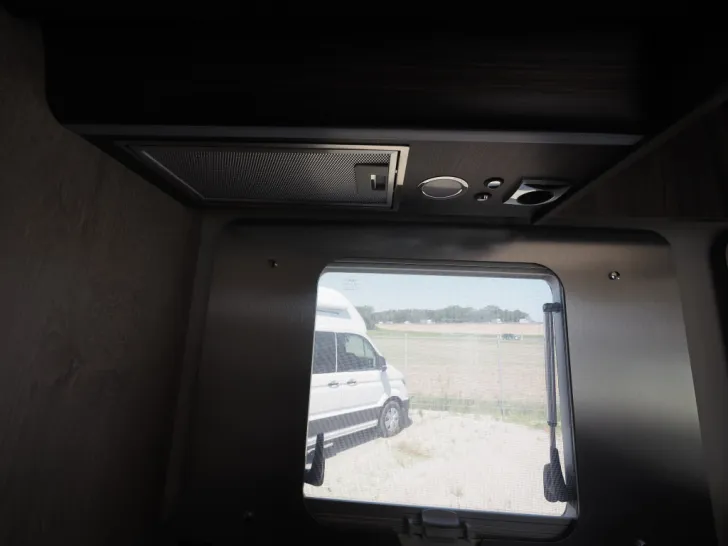 Fahrzeugbild Laika ECOVIP L 3019, 180 PS Aut., SAT, Solar, AHK #12