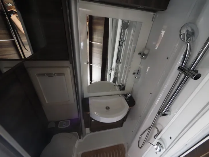 Fahrzeugbild Laika ECOVIP L 3019, 180 PS Aut., SAT, Solar, AHK #13