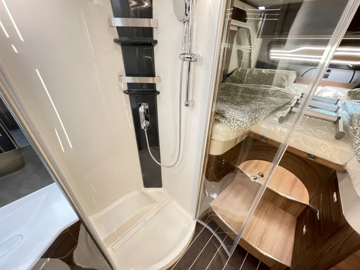 Fahrzeugbild Knaus SUN I 900 LEG *Media*Festtank-Toi.* #28