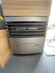 Fahrzeugbild Adria Action 361 LH neuwertiger Zustand #2