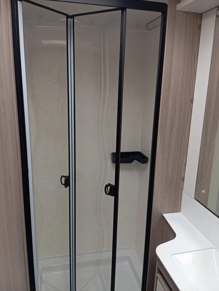 Fahrzeugbild SWIFT Sprite Cruzer 550 Heckbad sep Dusche #15