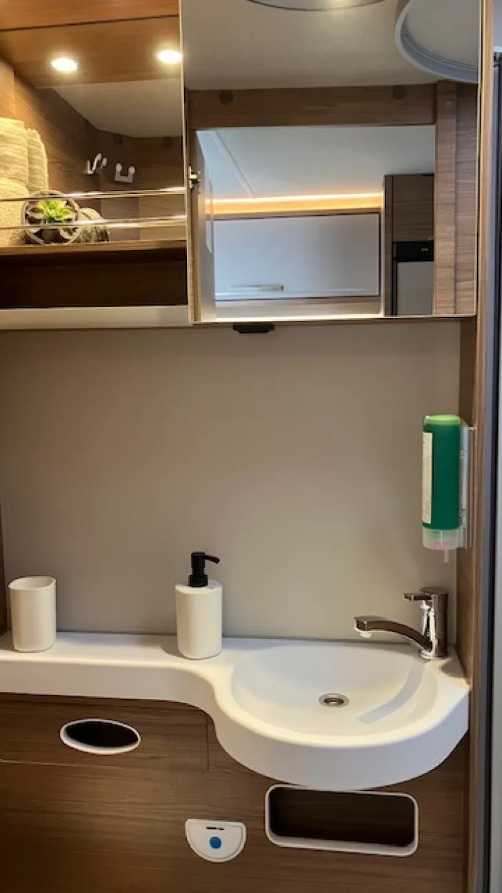 Fahrzeugbild Knaus L!VE LIVE I 700 MEG *180PS*Betterweiterung* #24