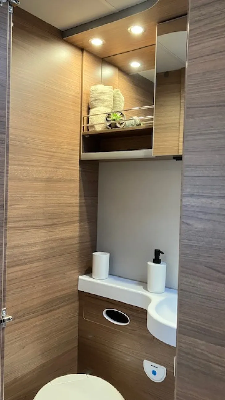 Fahrzeugbild Knaus L!VE LIVE I 700 MEG *180PS*Betterweiterung* #25