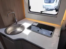 Fahrzeugbild Carado T 457 Pro+, LTE, TV, Solar, 3. Bett #11