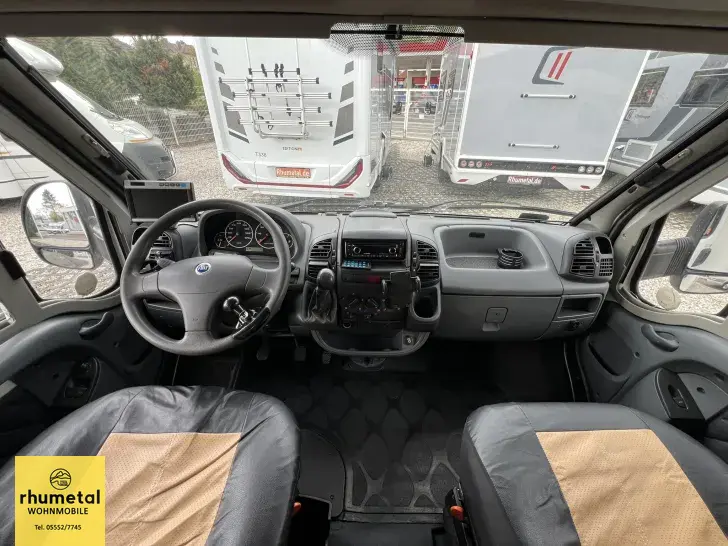 Fahrzeugbild McLouis Tandy 663 Mc Louis #10
