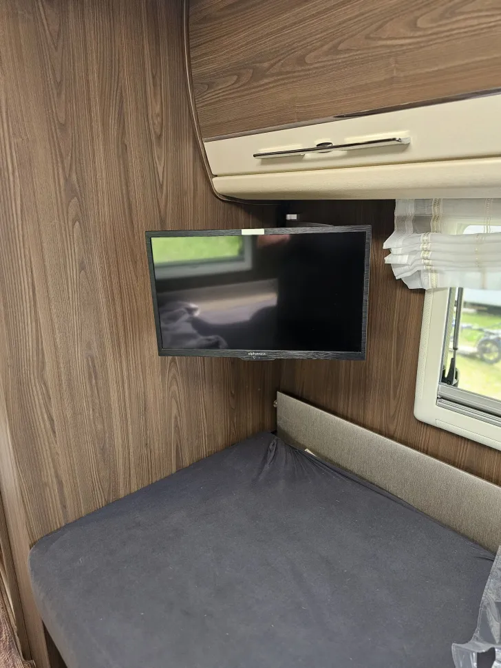 Grundriss Nacht Hymer Eriba Nova S 620 Neuwertig