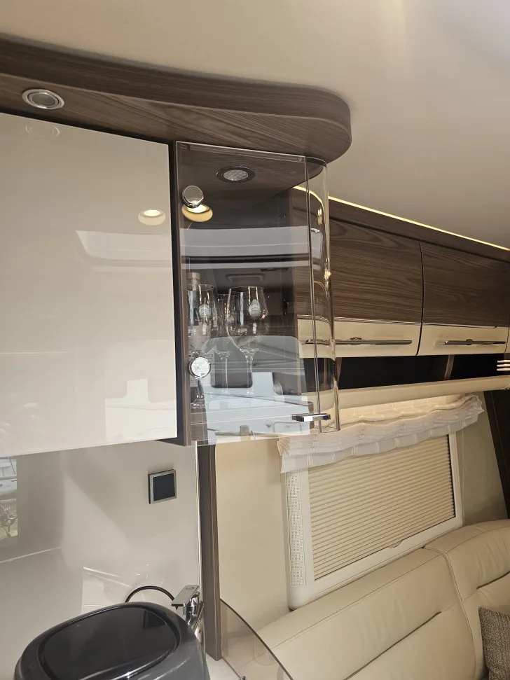 Fahrzeugbild Hymer Eriba Nova S 620 Neuwertig #10