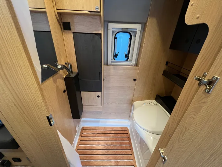 Fahrzeugbild Sunlight Camper Van CLIFF 540 Vanlife Schwarz metallic #14
