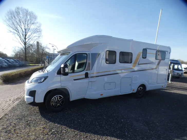 Fahrzeugbild Eura Mobil Profila T 720 EF #3
