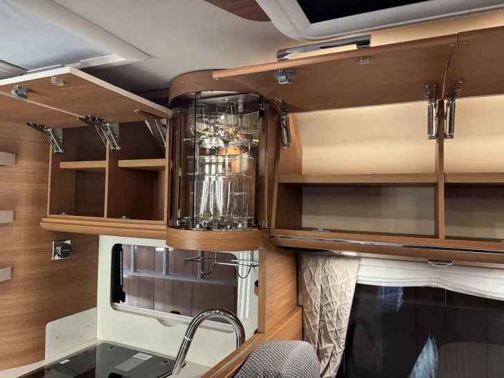 Fahrzeugbild Carthago chic c-line 4.9 LE L #2