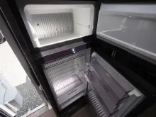 Fahrzeugbild Laika ECOVIP H 4109DS, 180 PS Autom., Tageszul. #12