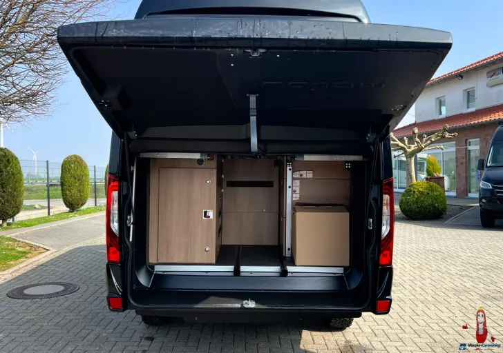 Fahrzeugbild Malibu Genius 641 LE 4x4 Black Edition Mercedes (623) #12