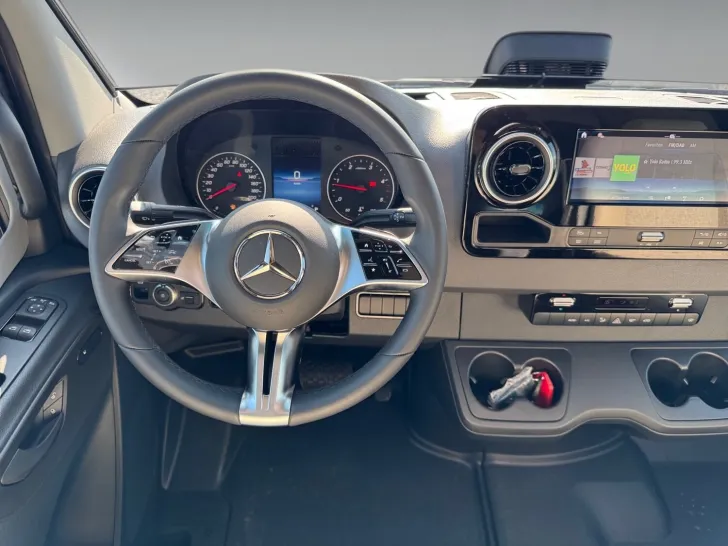 Fahrzeugbild Malibu Genius 641 LE 4x4 Black Edition Mercedes (638) #10