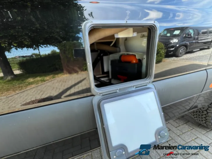 Fahrzeugbild Malibu Genius 641 LE 4x4 Black Edition Mercedes (630) #9