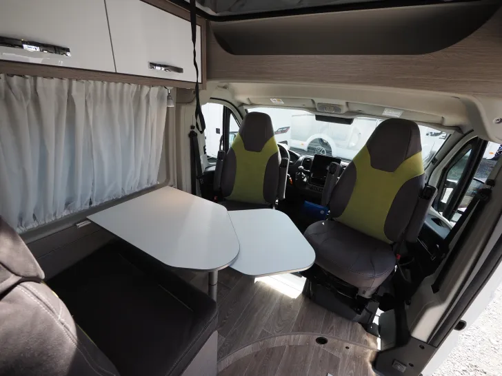 Fahrzeugbild Pössl 2Win RS Plus, Aufstelldach, Lounge & Easy Dr. #8