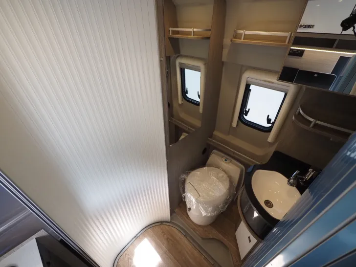 Fahrzeugbild Pössl 2Win RS Plus, Aufstelldach, Lounge & Easy Dr. #15