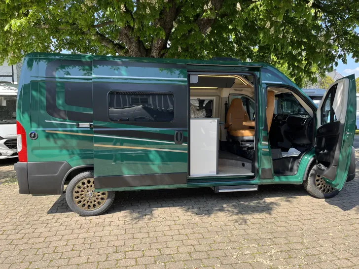 Fahrzeugbild Laika Kosmo 60 Chassis Paket Supremo #11