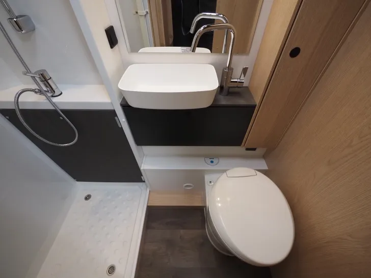 Fahrzeugbild Sunlight A 68, Automatik ! neues Modell ! Markise uvm. #17