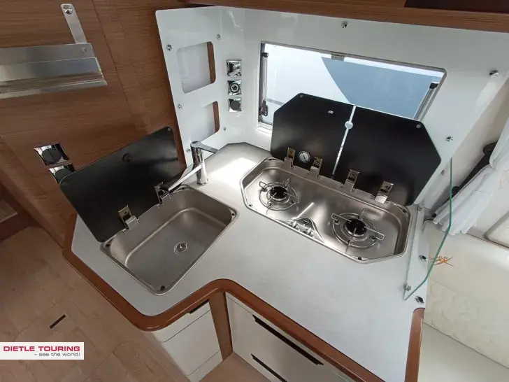 Fahrzeugbild Rapido Serie 80dF 8066dF Ultimate Line #12