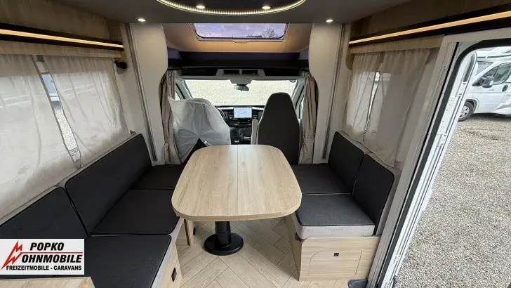 Fahrzeugbild Chausson Teilintegrierte 650 Titanium Line Arctic Paket #8