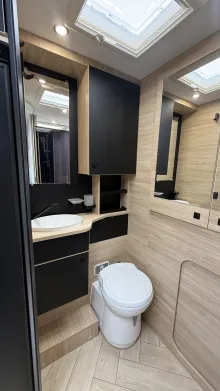 Fahrzeugbild Chausson Teilintegrierte 650 Titanium Line Arctic Paket #12