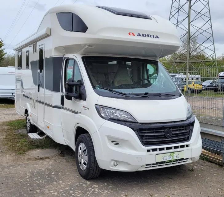 Fahrzeugbild Adria Coral XL 670 Plus *Markise*Navi*RFK*FH*Backofen* #4