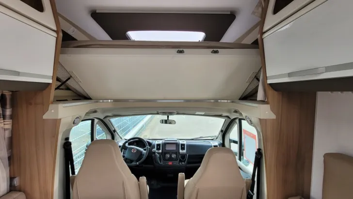 Fahrzeugbild Adria Coral XL 670 Plus *Markise*Navi*RFK*FH*Backofen* #12