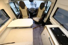 Fahrzeugbild Pilote V 630 X-Edition/1.Hand/Einzelbetten/Solar/Klima #9
