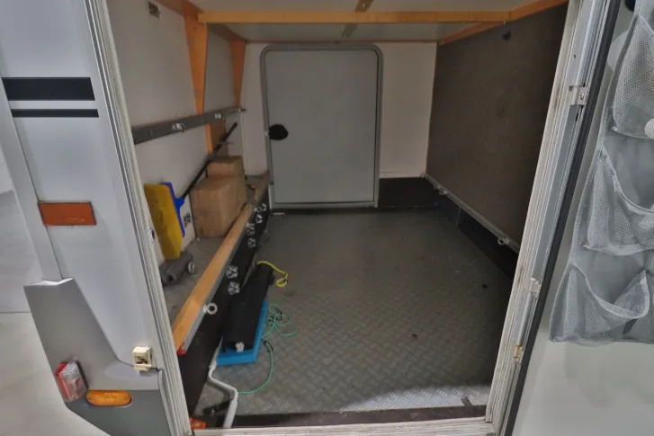 Fahrzeugbild Weinsberg Orbiter 790MQ/Festbett/Garage/2xKlima/Hubstützen #6