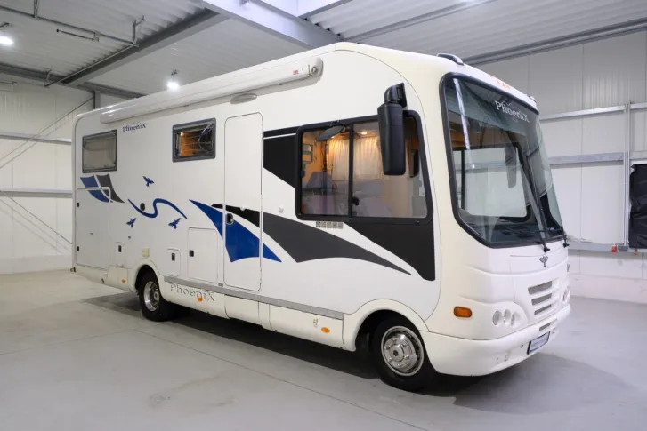 Fahrzeugbild Phoenix Liner I 7300 LX/Automatik/Einzelbetten+Hubbett #2