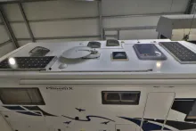 Fahrzeugbild Phoenix Liner I 7300 LX/Automatik/Einzelbetten+Hubbett #5