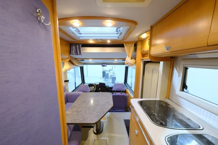 Fahrzeugbild Phoenix Liner I 7300 LX/Automatik/Einzelbetten+Hubbett #9