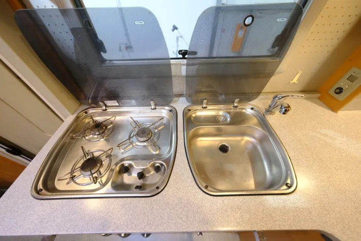 Fahrzeugbild Phoenix Liner I 7300 LX/Automatik/Einzelbetten+Hubbett #13