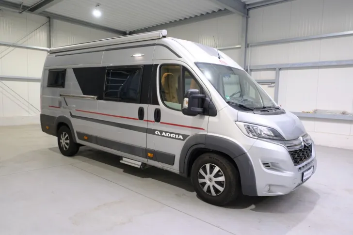 Fahrzeugbild Adria Twin 640 SLX Platinum/Einzelbetten/Klima/Solar #2