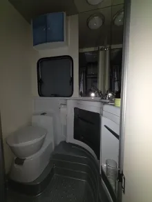 Fahrzeugbild Across Car Luxor Top-Zustand #11