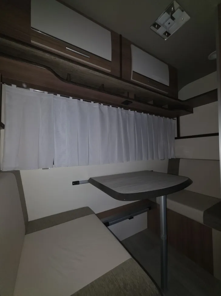 Grundriss Tag Across Car Luxor Top-Zustand